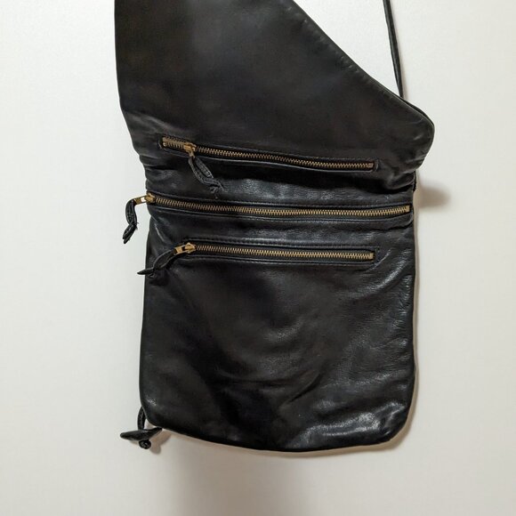 Vintage Genuine Leather Purse with Asymmetric Flap Black - Picture 2 of 7